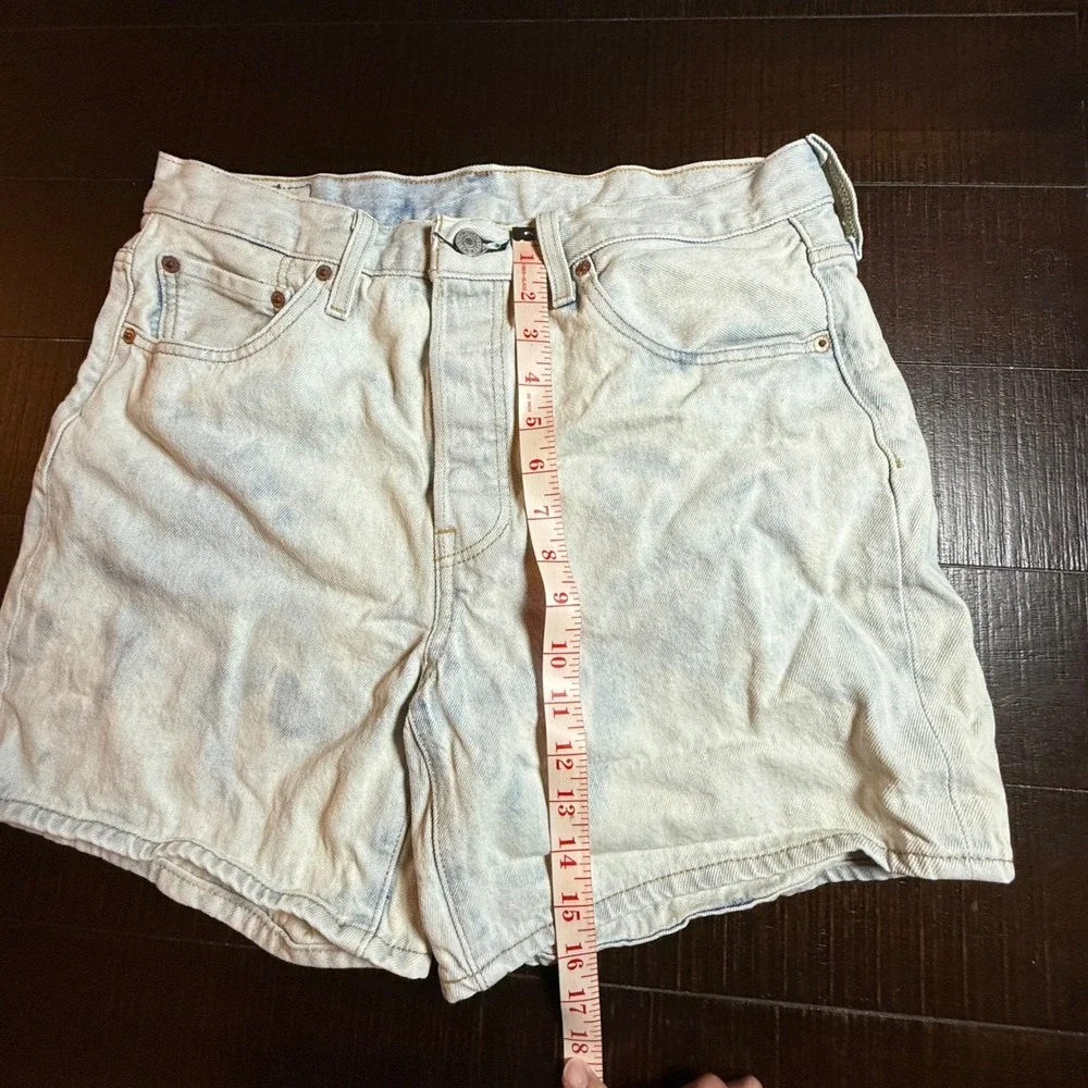 Levi's 501 Denim Shorts Mens W32 Light Wash Acid Wash Cut Off Jean Jorts